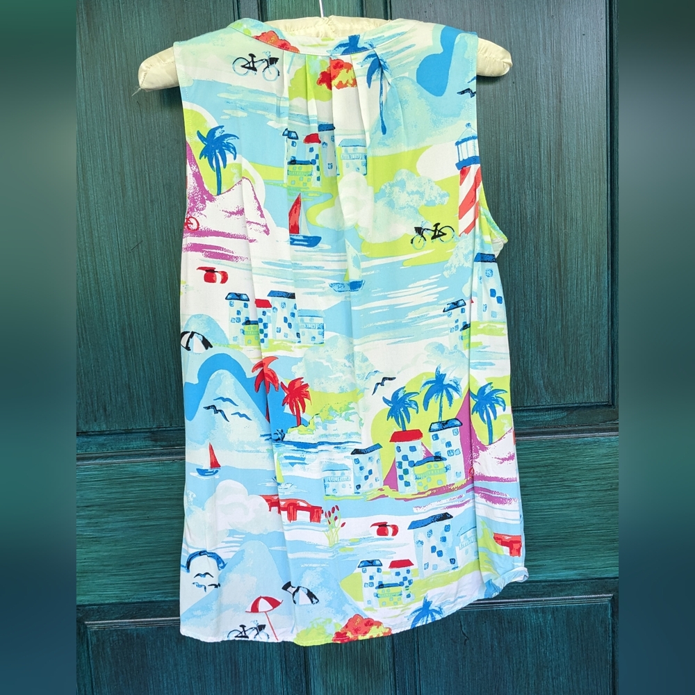đź”´ CLEARANCE Crown & Ivy Beach Tropical Whimsy Print Sleeveless Blouse - Picture 3 of 5